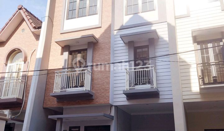 Rumah Baru Type 154/64 Siap Huni di Jalan Ikan Piranha, Malang