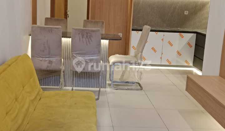 Duri Kepa, Jakbar..Dijual Rumah Baru 2 Lt, Sisa 2 Unit, Hadap Selatan, Row Jln 2 Mbl Agak Mepet, Semi Furnish, Carport 1, Listrik 2200w, Air PAM, SHM. Duri Kepa, Jakbar..Dijual Rumah Baru 2 Lt, Sisa 2 Unit, Hadap Selatan, Row Jln 2 Mbl Agak Mepet, Semi Furnish, Carport 1, Listrik 2200w, Air PAM, SHM.