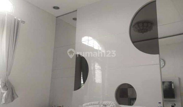 Dijual Rumah Full Interior Design, Cantik di Green Lake City  1