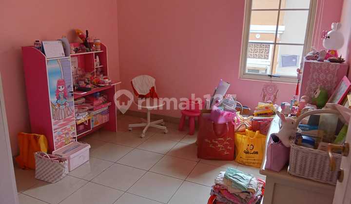 Cluster Cendana Golf, Bukit Golf Mediterania, Pik, Jakut..Dijual Rumah 3 LT, Hadap Selatan, Listrik 5500W, Air Pam, Legalitas SHM dan Imb.-Rr