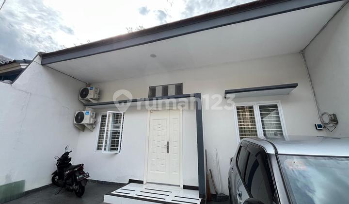 Citra 5, Jakbar..Dijual Rumah 1 Lt, Full Renov, Hadap Tenggara, Atap Sdh Rangka Baja, Air Pam, Jendela Sdh Alumunium, Pintu Belakang dan Depan dan Kamar Sdh Rangka Baja. - 14D
