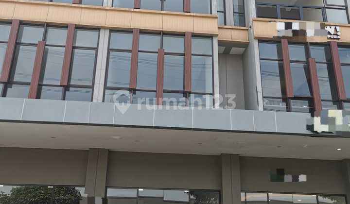 Jl Kalimantan, West Cikarang, Bekasi, West Java.. For Sale 4-Story Shop House, MM2100 Industrial Area, Shop House Facing Main Road, South Facing, 2200W Electricity, Piped Water, HGB.-Vrud 1