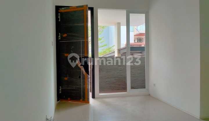 Citra 8, Kalideres, Jakbar..Dijual Rumah 2 LT, Rumah Baru Belum Pernah Dihuni, Kosongan, PLN 3500W, Air Wtp, Hgb.-Wt