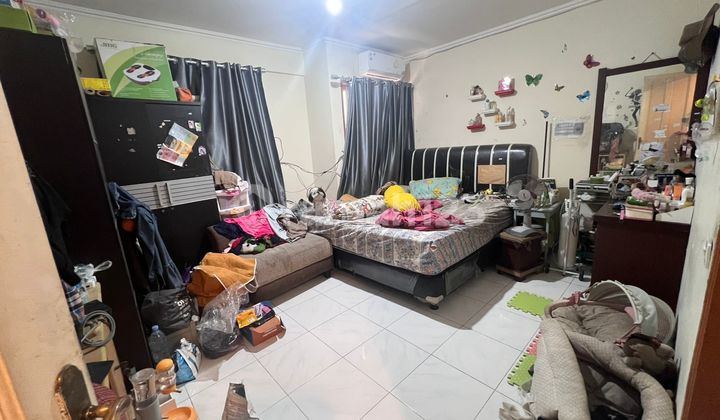 Taman Semanan, Cengkareng, Jakbar..Dijual Rumah 1.5 Lt, Hadap Timur, Rumah Kena Tusuk Sate 30%, Listrik 4400W, Air Wtp, Shm.-Rr 2