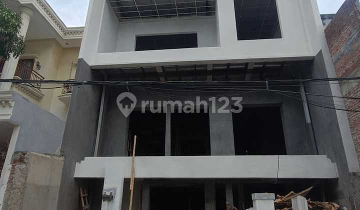 Perum Kft, Cengkareng Barat, Jakbar..Dijual Rumah Baru 3 Lantai, Minimalis Modern, Hadap Timur, Row Jln 3 Mbl, Dekat Mall Green Sedayu, Tdk Banjir, Shm.-Al.4lx