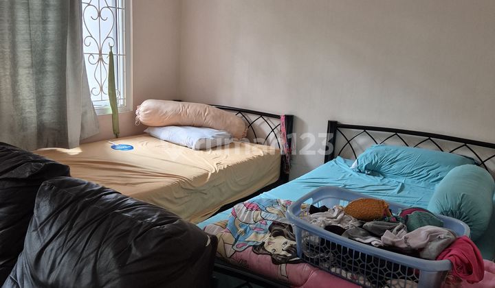 Taman Palem Blok C, Jakbar..Dijual Rumah 2 Lt, Hadap Barat, Listrik 3500w, Air PAM, HGB. 2