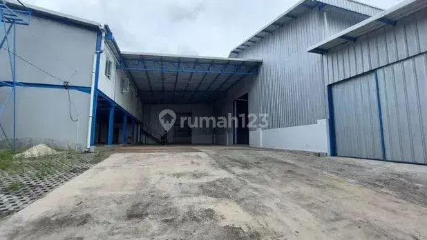 Disewakan Gudang atau Storage Bangunan Baru, Cocok untuk Distribusi Barang, Maklon, Ekspedisi dll, 500 Meter ke Raya 1