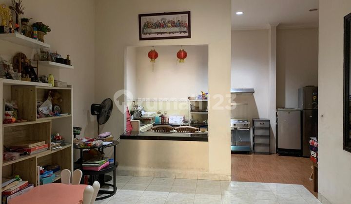 Citra 5, Kalideres, Jakbar..Dijual Rumah 2 1/4 Lantai, Siap Huni, Hadap Barat Laut, Atap Sudah Baja Ringan, Sudah Renov, Ait Wtp(Sedang Proses ke Pam), PLN 4400W, Shm.-Rr