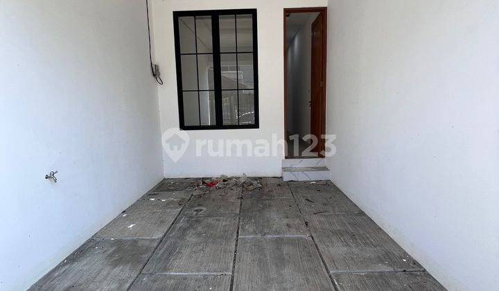 Komplek Interkota Indah, Duri Kosambi, Cengkareng, Jakbar..Dijual Rumah Baru 3 LT, Ada 4 Unit Siap Pakai, Bangunan Baru, PLN 2200W, Air Tanah(Sdh Ada Instalasi Pam Tinggal Pasang), Hadap Utara, Shm.- Komplek Interkota Indah, Duri Kosambi, Cengkareng, Jakbar..Dijual Rumah Baru 3 LT, Ada 4 Unit Siap Pakai, Bangunan Baru, PLN 2200W, Air Tanah(Sdh Ada Instalasi Pam Tinggal Pasang), Hadap Utara, Shm.-