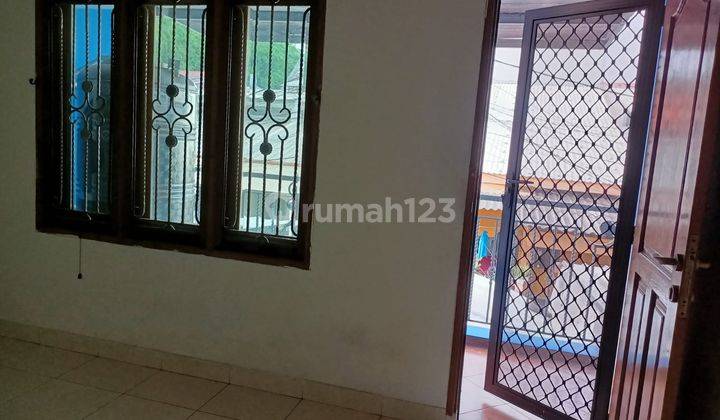 Dijual Rumah 2 Lt Siap Huni, Row Jln 2 Mbl, Shm di Kalideres Permai, Jakbar 1