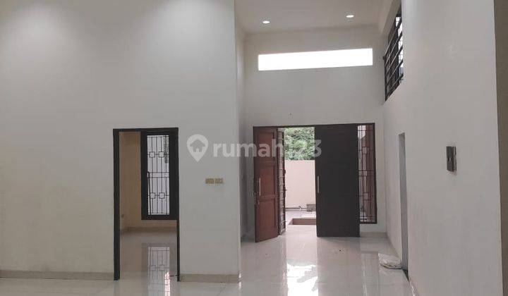 Disewakan Rumah Taman Surya 5 Blok Nn Cengkareng Jakbar  1