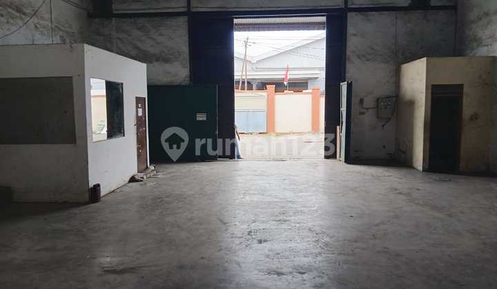 Sewa Gudang Margomulyo Permai Lebar 10, 11 Banyak Pilihan Sewa Gudang Margomulyo Permai Lebar 10, 11 Banyak Pilihan