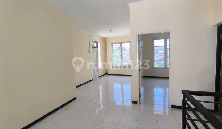 Disewakan Rumah 2Lt Kosongan di Dharmahusada Mas Hanya 75 Jt/Th 2