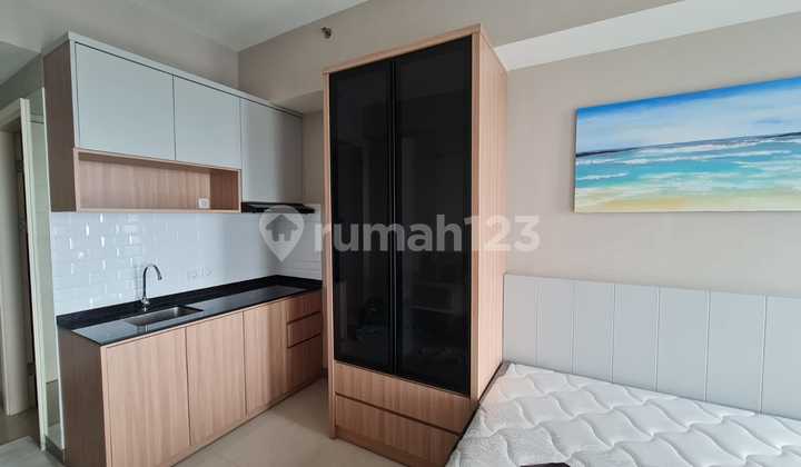 Monthly rental for Benson studio apartment overlooking Pakuwon mall, 4.5 million/month Monthly rental for Benson studio apartment overlooking Pakuwon mall, 4.5 million/month