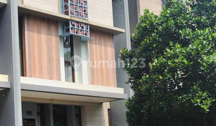 Rumah Kost Rapih Dekat Aeon Mal Dan Ice BSD, Full Furnished