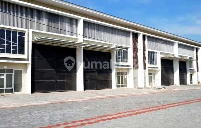 Romokalisari Warehouse Access Kebomas, Gresik