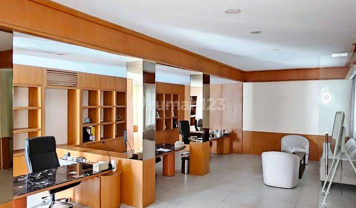 Dijual Rumah Kantor Bagus Furnish Raya Royal Residence Wiyung 2