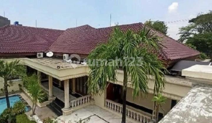 Dijual Rumah Komersial Mewah 0 Jalan Raya