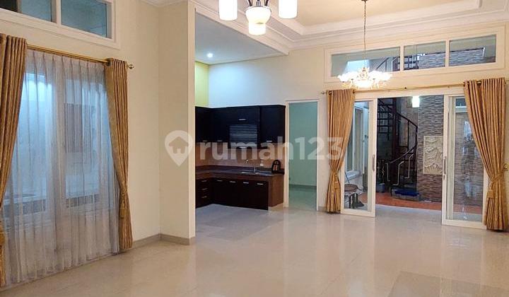 Central park A Yani bagus Murah Minimalis jalan utama Boulevard