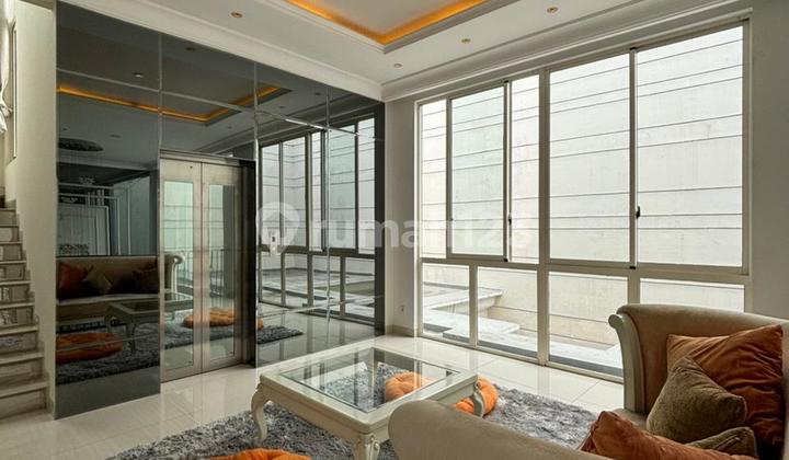 Dijual Rumah Pakuwon Indah Grand Embassy Riz Golf 3 Lantai 2