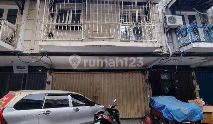 Sewa Ruko 21 Klampis Arif Rahman Hakim 3,5 Lantai Surabaya Timur