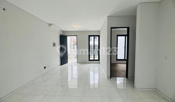 baru gres gayung kebonsari dkt central park a yani minimalis 2