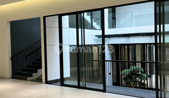 New, fresh, nice minimalist Luxury House at Citraland Golf Hill 2