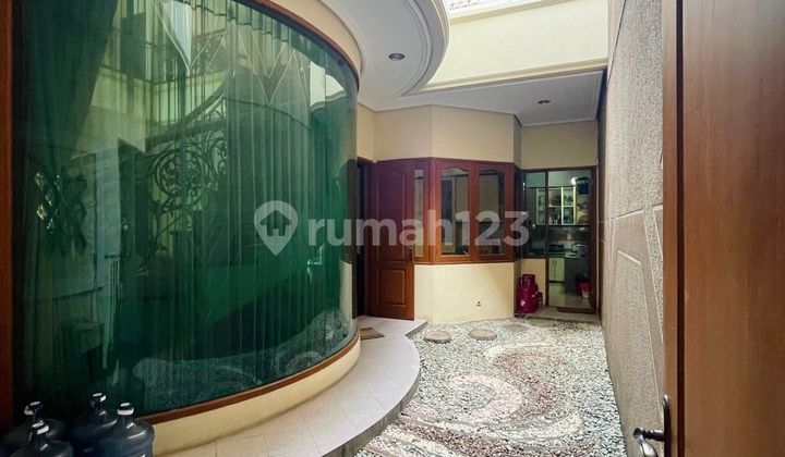 Affordable Furnished House in Manyar Jaya with SHM, Ready to Occupancy, Flood-Free 2