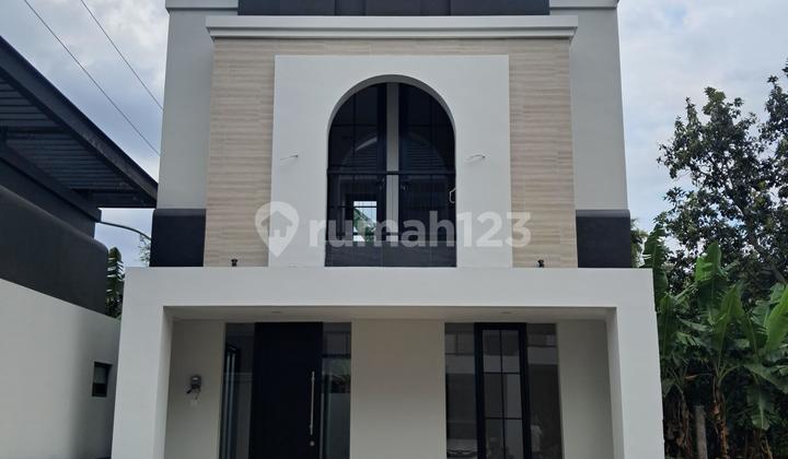 Cluster Di Banyumanik. Siap Huni. Lb 83 Lt 70 Kt 3+1 Km 2 1