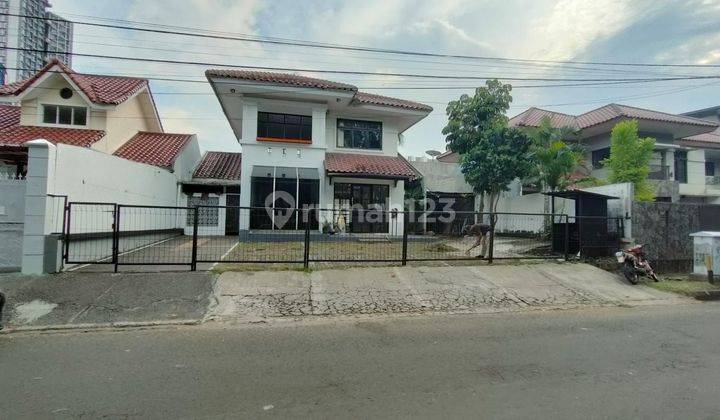 Rumah Lokasi strategis, Tol, Cocok usaha Cafe, tempat tinggal 1