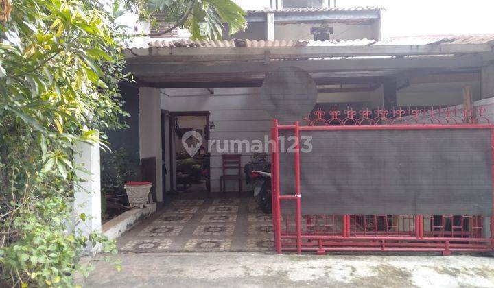 Rumah di dalam komplek yang nyama. 2