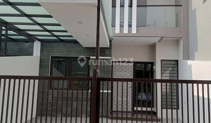 Rumah 2 Lantai Jarang Ada di Komp Margahayu Raya, Bandung 1