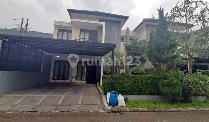 Rumah Murah 2 Lantai di Cluster Grand Sharond