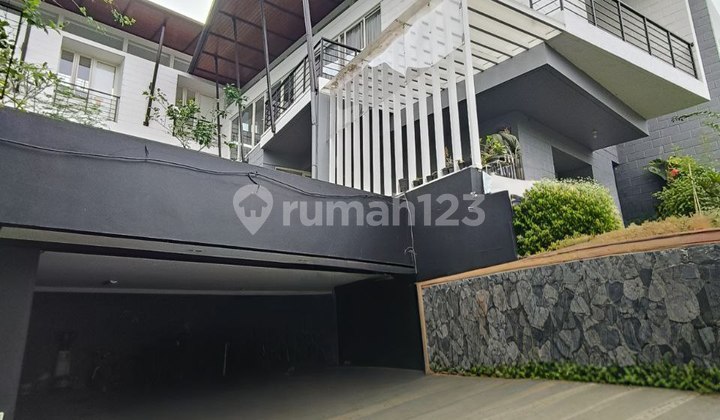 DIJUAL CEPAT RUMAH MEWAH SPLIT LEVEL DALAM PERUMAHAN EXCLUSIV SETRADUTA BANDUNG UTARA DIJUAL CEPAT RUMAH MEWAH SPLIT LEVEL DALAM PERUMAHAN EXCLUSIV SETRADUTA BANDUNG UTARA