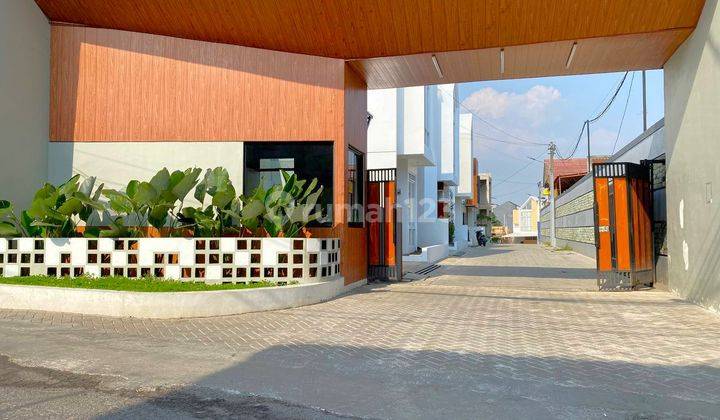 Rumah Customized design di dekat bandara husein pasteur cicendo 2