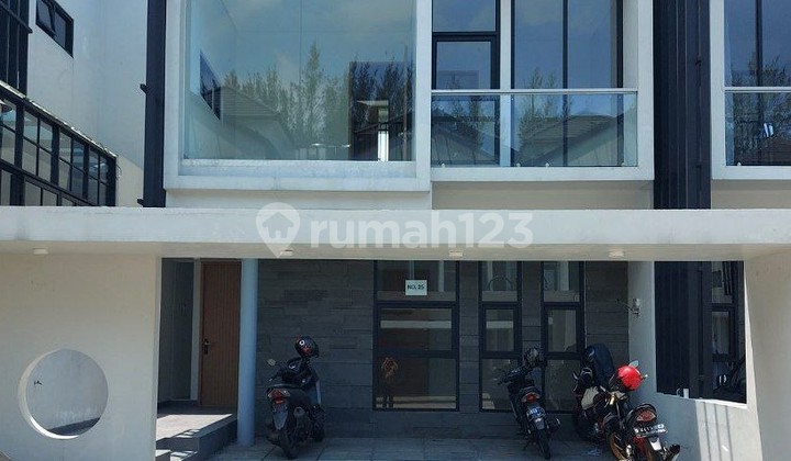 Jual Rumah Baru Ready di Perumah Elit Setiabudi Gegerkalong Sarijadi