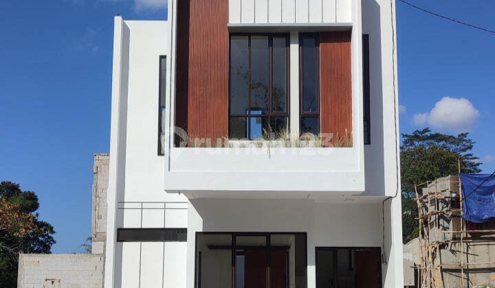 House in the Islamic Housing Complex Padasuka Cikutra Cicaheum Bandung