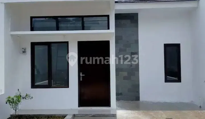 Sejuk rumah di dalam perumahan cihanjuang bdg utara rasa setiabudi