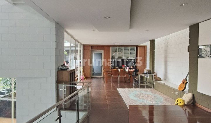 FOR SALE QUICK LUXURY SPLIT LEVEL HOUSE IN EXCLUSIVE SETRADUTA HOUSING NORTH BANDUNG 2