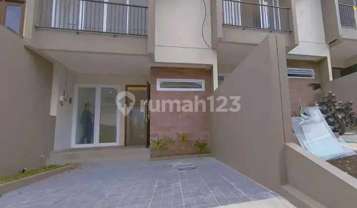 Rumah baru 2 lantai dalam komplek di sayap gegerkalong, sarijadi, bandung utara 2