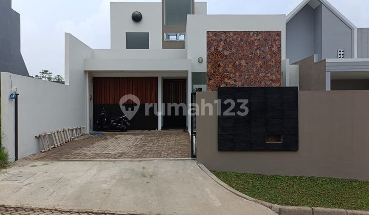 RUMAH BARU TROPIS MODERN BANYAK BUKAAN DI KAWASAN SETIABUDI REGENCY BANDUNG UTARA 1