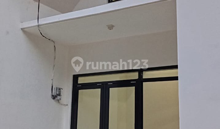 Rumah Siap Huni Minimalis Modern SHM di Sayap Gegerkalong Sariwangi Cihanjuang Bandung Utara