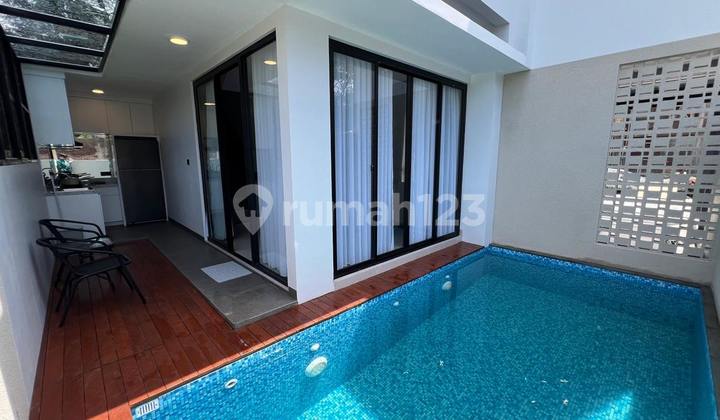 Desain Mewah, Udara Dingin, dan Pemandangan Hijau Rumah Baru di Cluster Cisitu Dago Kota Bandung 2