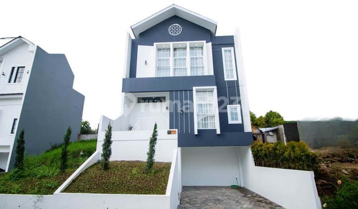 Dago Area! Luxurious House in a Cluster near Setiabudi, Lembang Cihideung 2