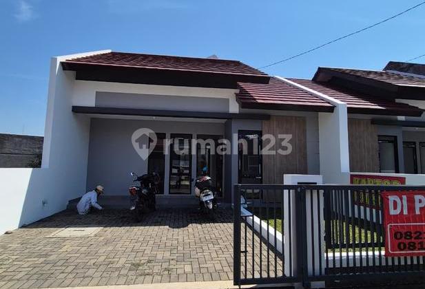 Rumah Siap Huni Baru Di dalam perumahan Antapani City Kota Bandung Rumah Siap Huni Baru Di dalam perumahan Antapani City Kota Bandung