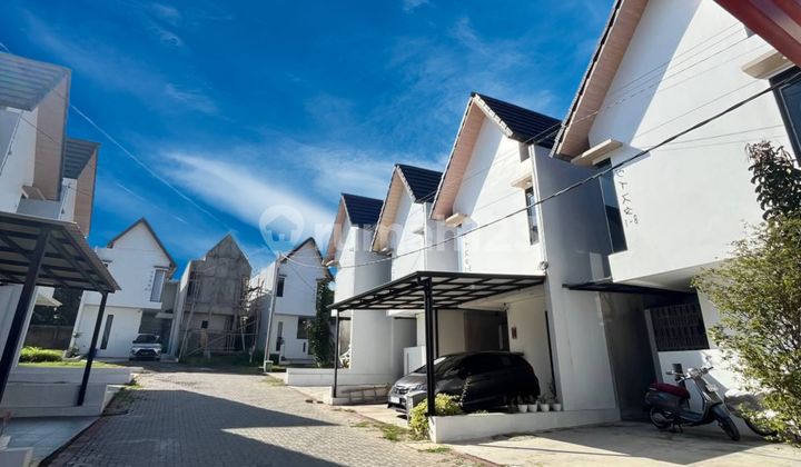 Sell Another 1 UNIT Residential House! In Cihanjuang Cluster Near Cimahi City Hall Pasteur Sell Another 1 UNIT Residential House! In Cihanjuang Cluster Near Cimahi City Hall Pasteur