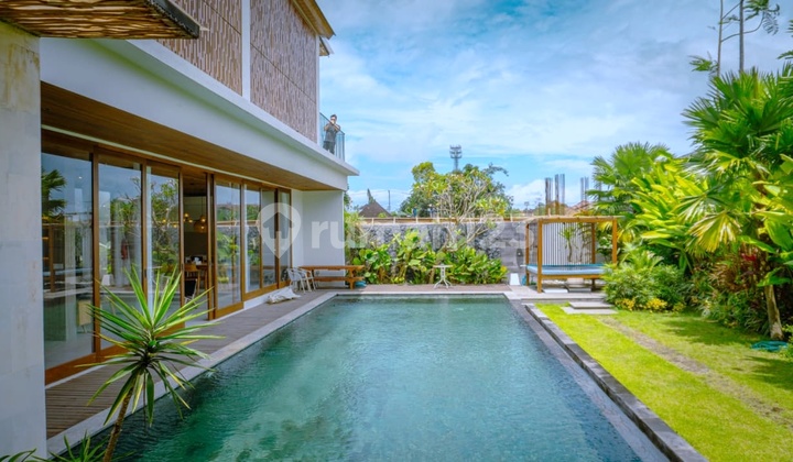 Luxury Tropical Villa in Pererenan, Canggu Luxury Tropical Villa in Pererenan, Canggu
