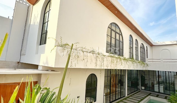 LUXURY MEDITERRANEAN VILLA 3 ENSUITE BEDROOM TABANAN BALI LUXURY MEDITERRANEAN VILLA 3 ENSUITE BEDROOM TABANAN BALI