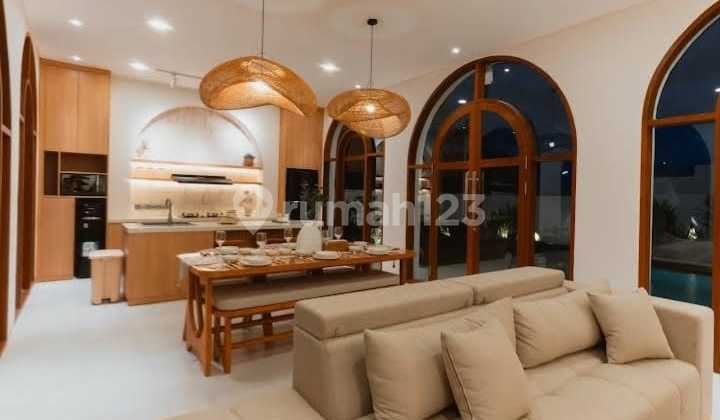 Modern Villa with Sunset & Rice Field View in Kelating Saori Beach