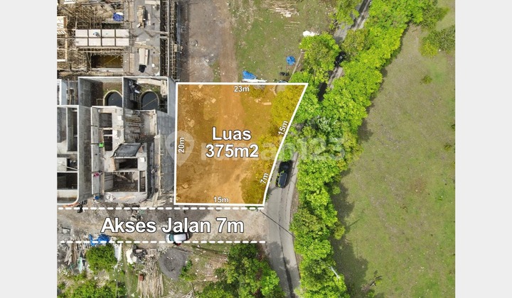 Land Surrounding Villa Hook Position in Bingin Beach Area